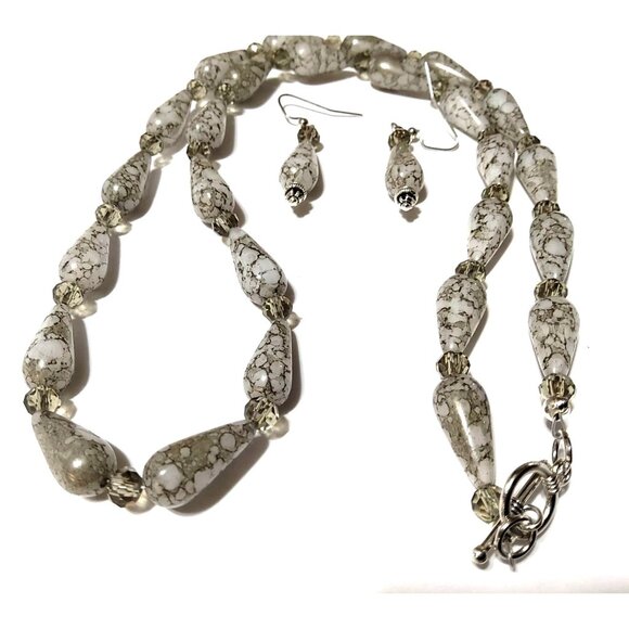 Marbled Glass Bead Necklace & Earring Set With Toggle Clasp - Picture 4 of 4